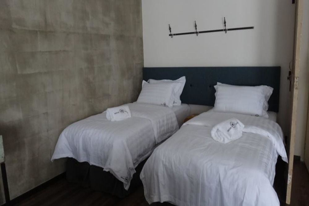 Merton Hotel Ипох Экстерьер фото